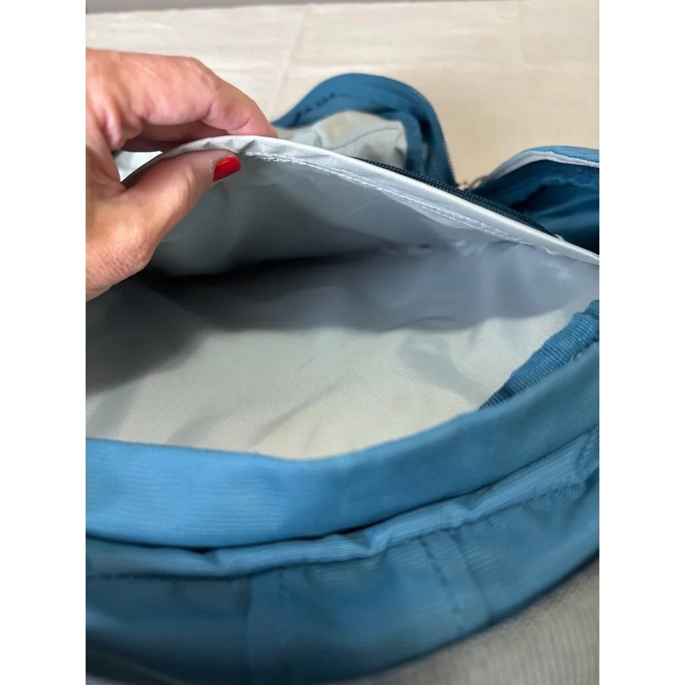 Osprey Backpack Questa 24/Seven Series Teal Blue Hiking Commute Travel Laptop